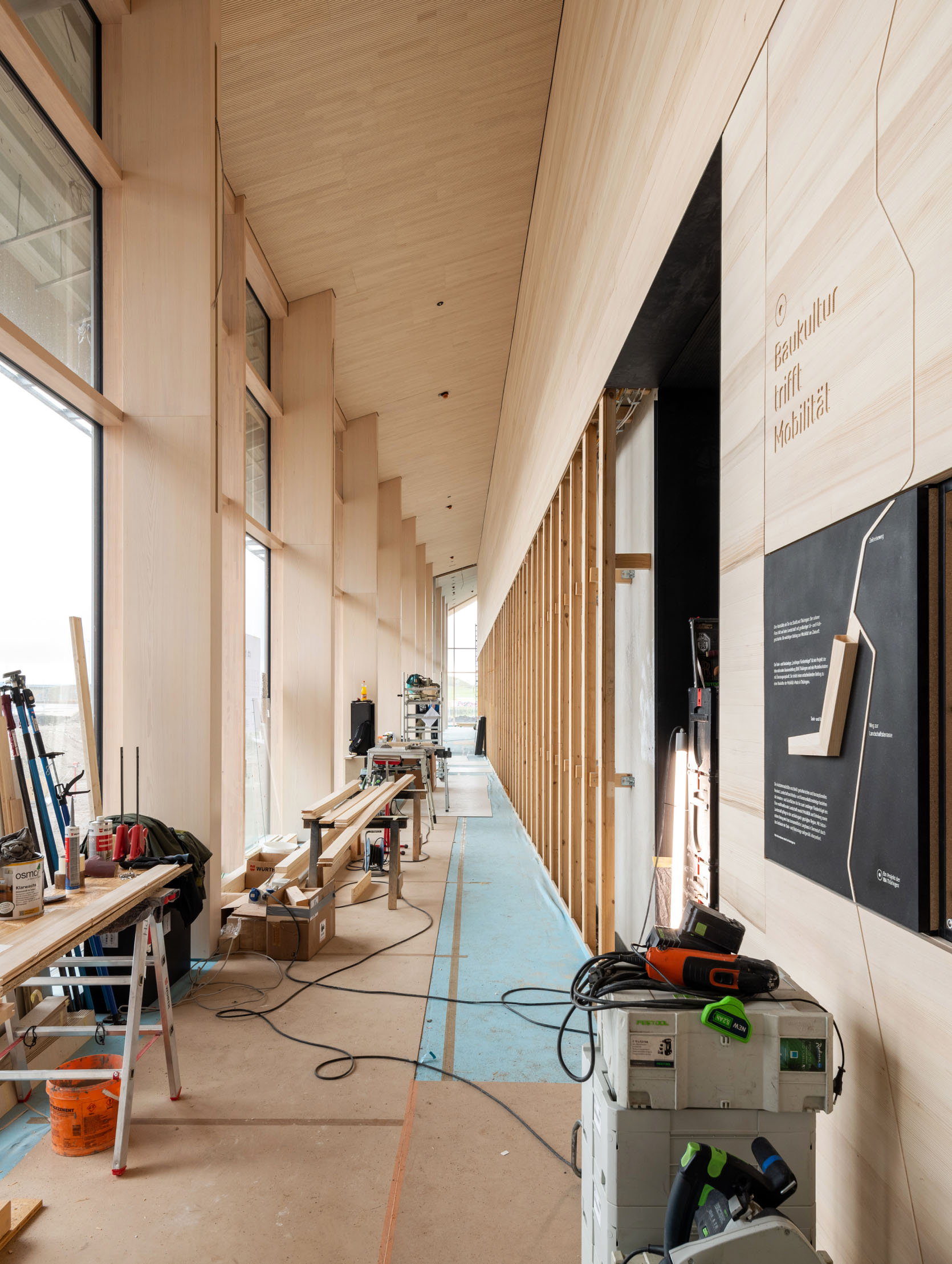 Baustelle der Ausstellung Leubinger Fürstenhügel